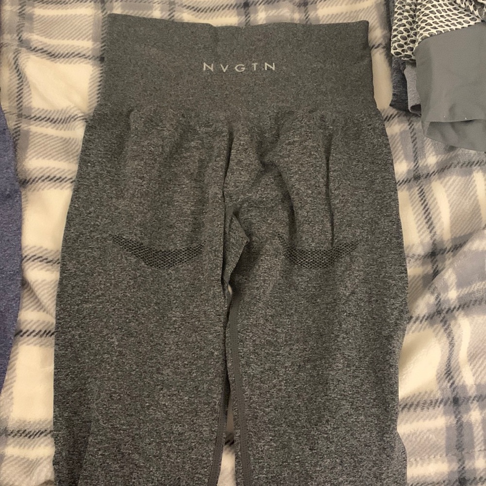 NEW NVGTN BLACK SPECKLED LEGGINGS XS